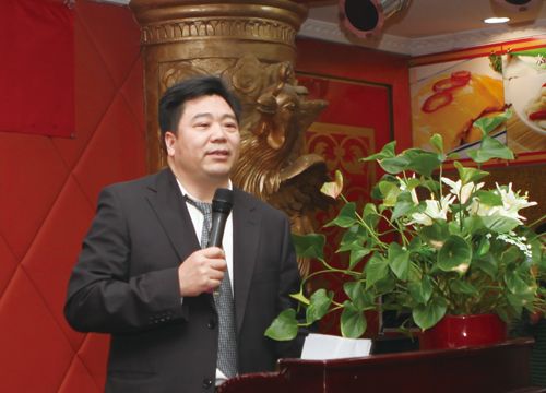 匈牙利福建同乡会会长郑春生致辞