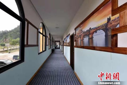 青田“洋家乐”　佚名　摄